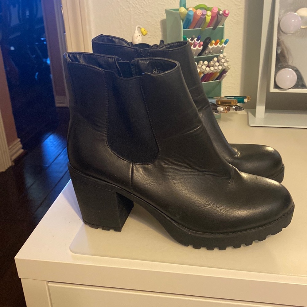 Black boots